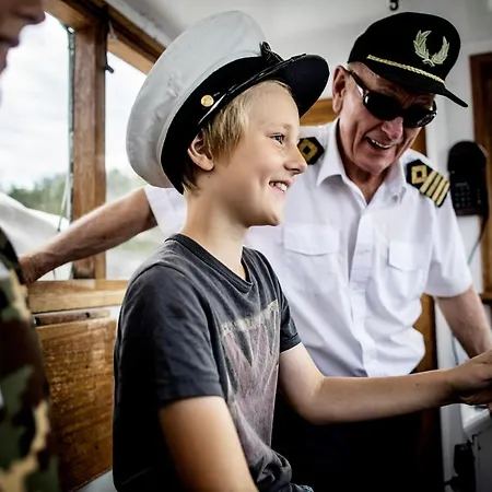 Отель Straand Врадал