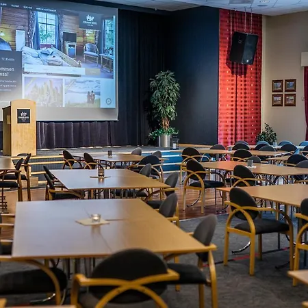 Отель Straand Врадал