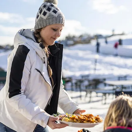 Straand Отель Врадал