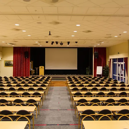 Отель Straand 4*