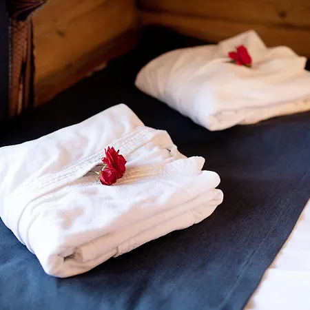 Отель Straand Врадал