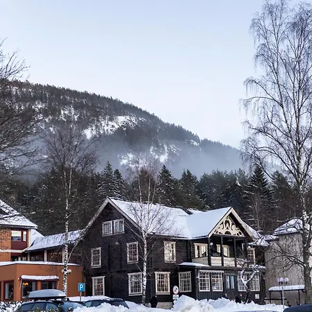 Szálloda Straand 4*